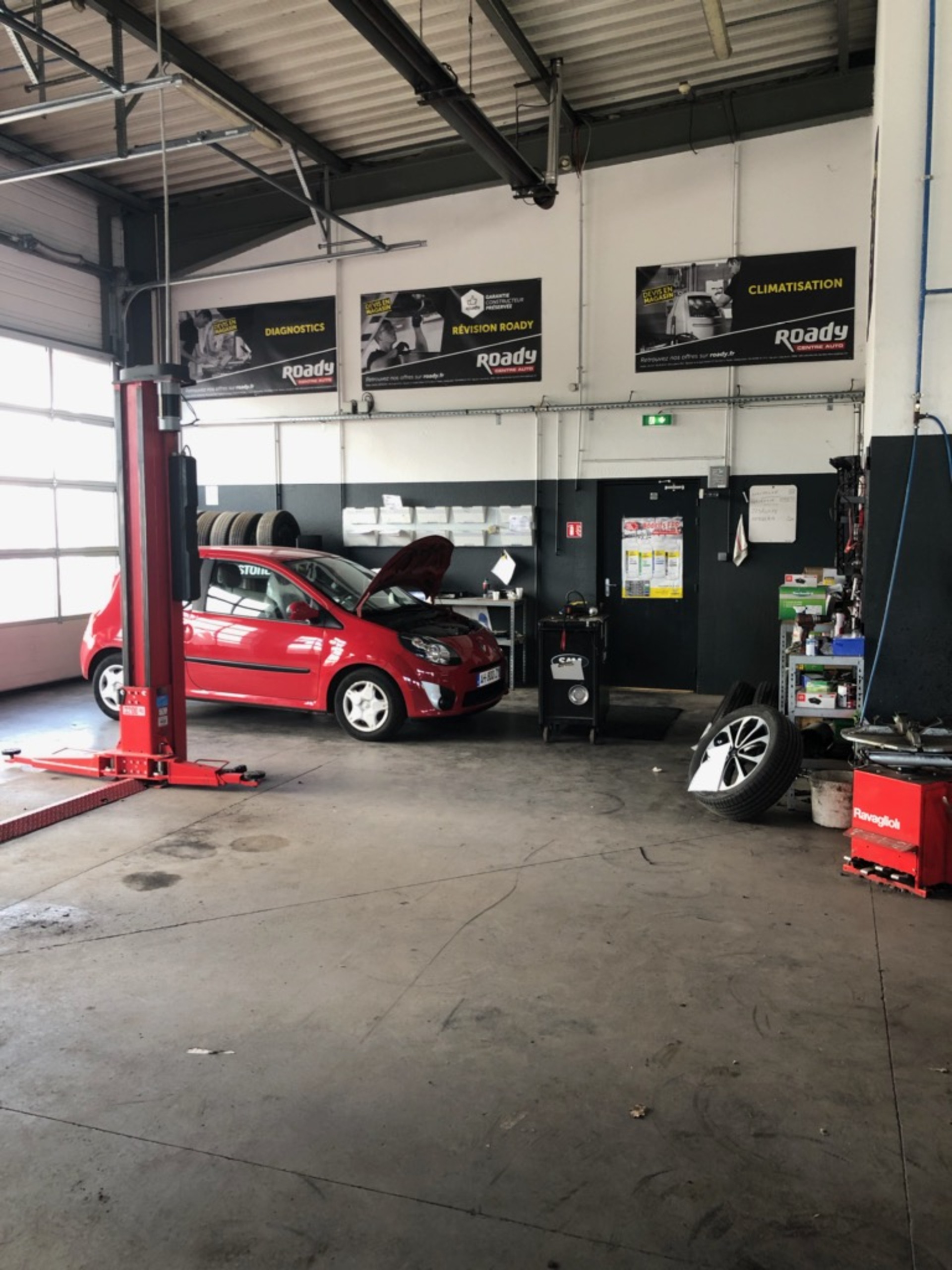 Photo Centre Auto Roady Bonson